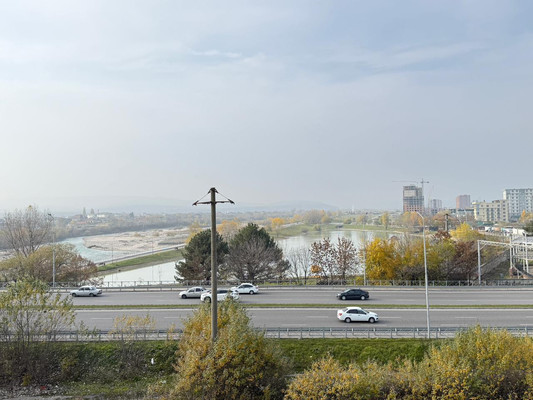 Продам двухкомнатную (2-комн.) квартиру, Ленина пр-кт, 1к4, Баксан г