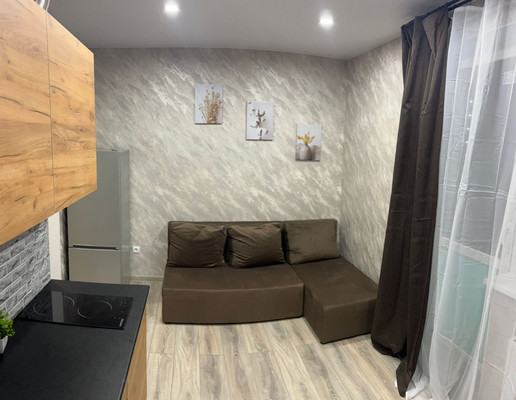 Сдам однокомнатную (1-комн.) квартиру, Красных Партизан ул, 1/4к15, Краснодар г