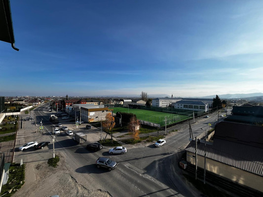 Продам трехкомнатную (3-комн.) квартиру, Мира ул, 111, Шалушка с