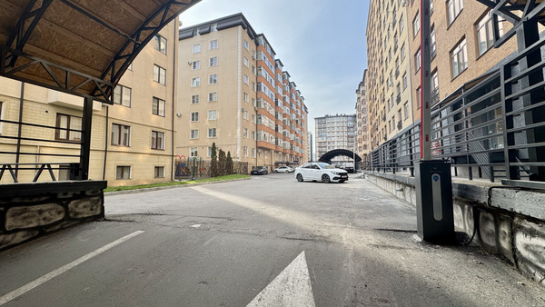 Продам машиноместо 10 м2, Шарданова ул, 52ка, Нальчик г