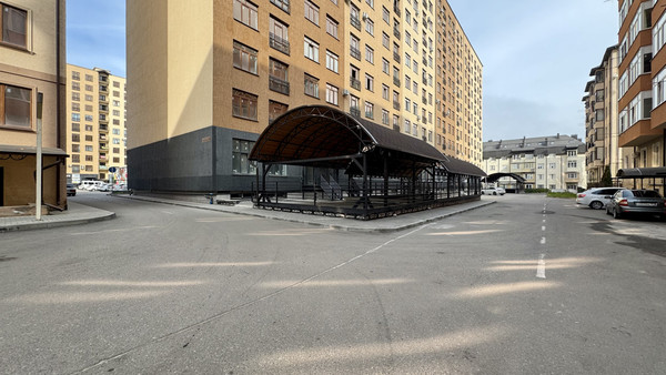 Продам машиноместо 10 м2, Шарданова ул, 52ка, Нальчик г