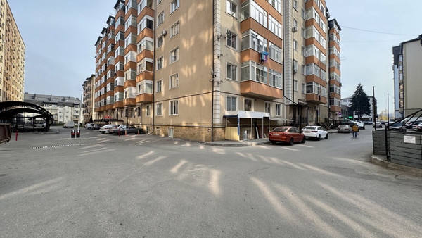 Продам машиноместо 10 м2, Шарданова ул, 52ка, Нальчик г