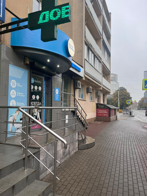 Продам салон красоты 41,8 м2, Багратиона ул, 66-80, Калининград г