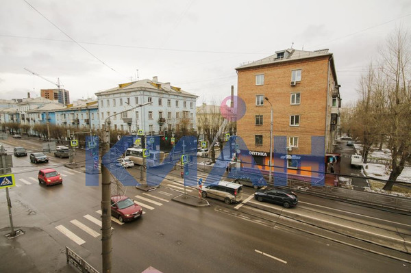 Продам многокомнатную квартиру, Свободный пр-кт, 63, Красноярск г