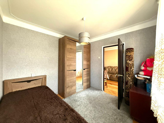 Продам многокомнатную квартиру, Неделина ул, 8к1, Нальчик г