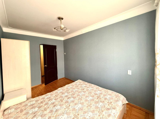 Продам многокомнатную квартиру, Неделина ул, 8к1, Нальчик г