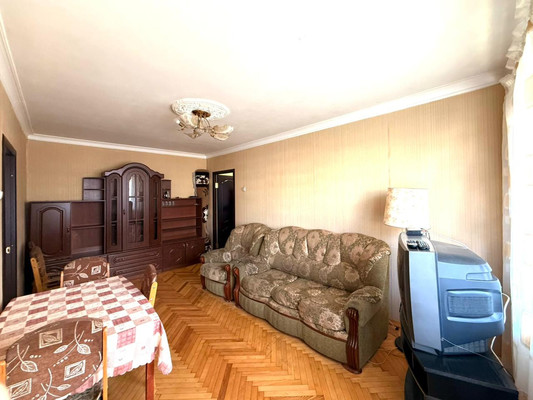 Продам многокомнатную квартиру, Неделина ул, 8к1, Нальчик г