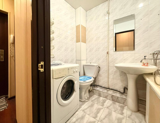 Продам многокомнатную квартиру, Неделина ул, 8к1, Нальчик г