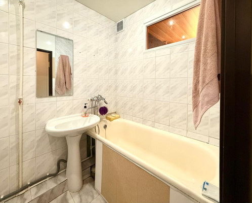 Продам многокомнатную квартиру, Неделина ул, 8к1, Нальчик г