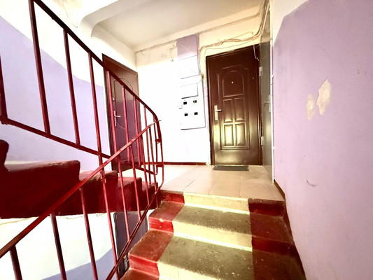 Продам многокомнатную квартиру, Неделина ул, 8к1, Нальчик г