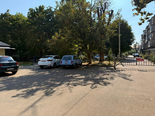 Продам многокомнатную квартиру, Неделина ул, 8к1, Нальчик г