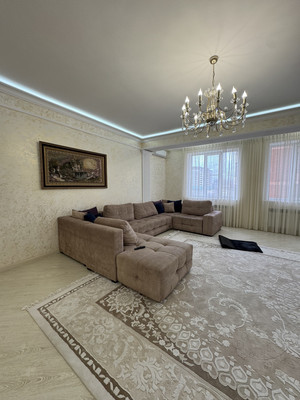 Сдам трехкомнатную (3-комн.) квартиру, Тулпара Мусалаева ул, 16, Махачкала г