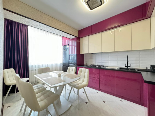 Продам двухкомнатную (2-комн.) квартиру, Байсултанова ул, 35А, Нальчик г