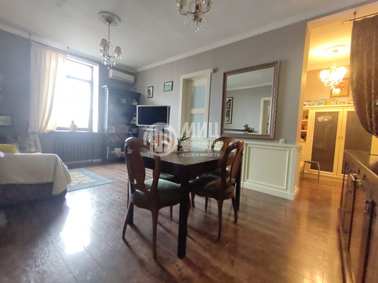 Продам трехкомнатную (3-комн.) квартиру, Кожевническая ул, 1Б, Москва г