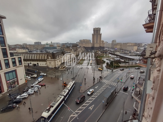 Продам трехкомнатную (3-комн.) квартиру, Кожевническая ул, 1Б, Москва г