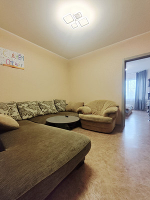 Продам двухкомнатную (2-комн.) квартиру, Рубиновая ул, 17, Отрадное п