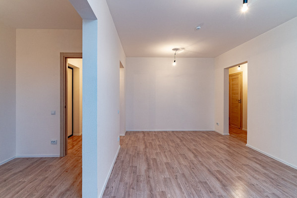 Продам трехкомнатную (3-комн.) квартиру, Орлово-Денисовский пр-кт, 15к1, Санкт-Петербург г