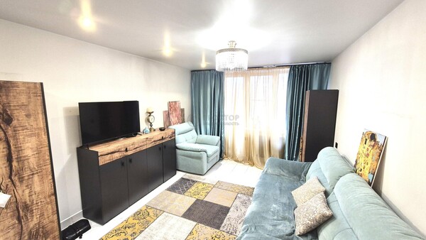 Продам однокомнатную (1-комн.) квартиру, Чонгарский б-р, 22к2, Москва г