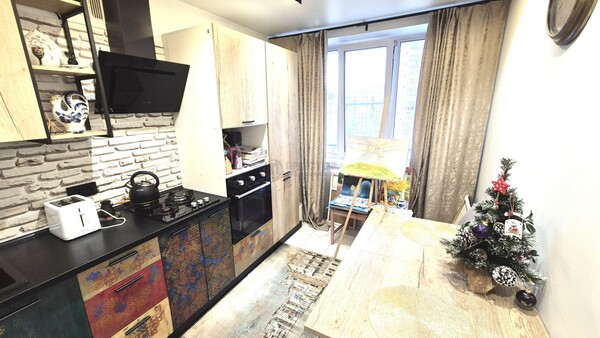 Продам однокомнатную (1-комн.) квартиру, Чонгарский б-р, 22к2, Москва г