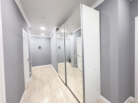 Продам трехкомнатную (3-комн.) квартиру, Аметьевская магистраль ул, 18к2, Казань г