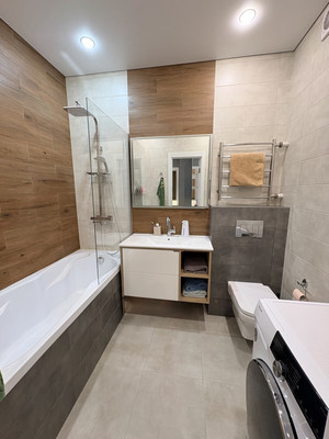 Продам трехкомнатную (3-комн.) квартиру, Аметьевская магистраль ул, 18к2, Казань г