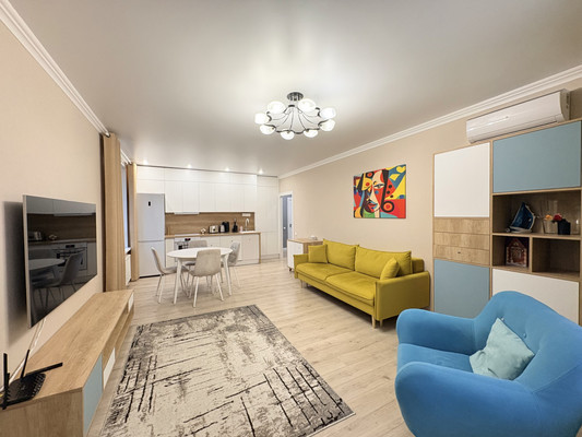 Продам трехкомнатную (3-комн.) квартиру, Аметьевская магистраль ул, 18к2, Казань г