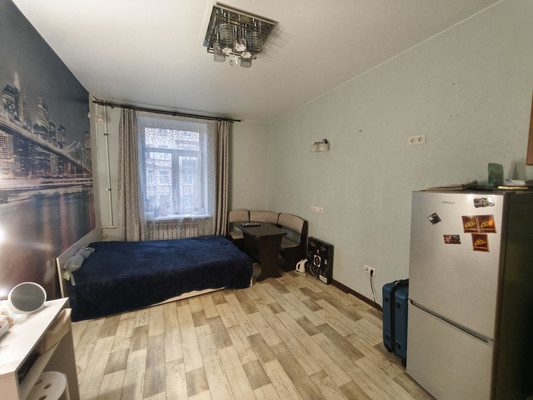 Продам комнату в 7-комн. квартире, Конторская ул, 14, Санкт-Петербург г