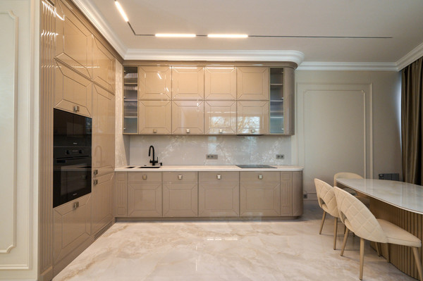 Сдам трехкомнатную (3-комн.) квартиру, Братьев Весниных б-р, 1, Москва г