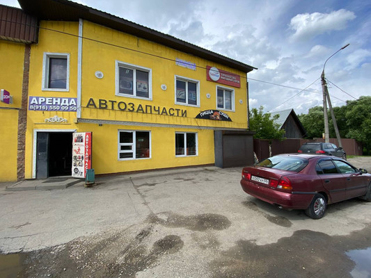 Продам торговое помещение 70 м2, Калужское шоссе 56-й (п Вороновское) км, 108б, Москва г