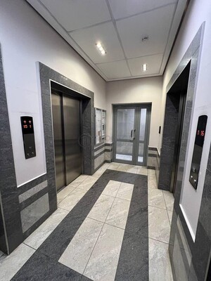 Продам трехкомнатную (3-комн.) квартиру, Архитектора Власова ул, 8, Москва г