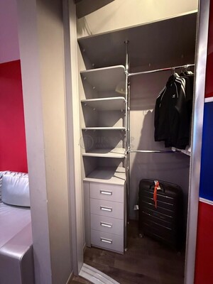 Продам трехкомнатную (3-комн.) квартиру, Архитектора Власова ул, 8, Москва г