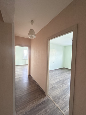 Продам трехкомнатную (3-комн.) квартиру, Яхтенная ул, 32к3, Санкт-Петербург г