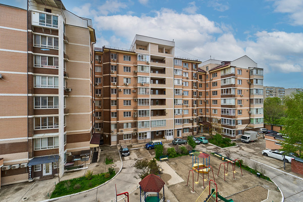 Продам однокомнатную (1-комн.) квартиру, 1-го Мая ул, 91А, Краснодар г