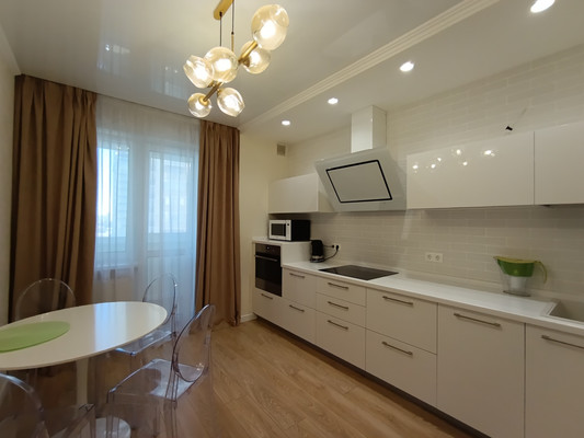 Сдам однокомнатную (1-комн.) квартиру, Садовая ул, 161к2, Краснодар г