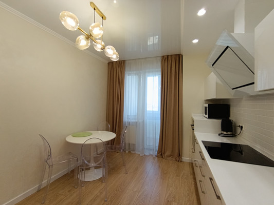 Сдам однокомнатную (1-комн.) квартиру, Садовая ул, 161к2, Краснодар г