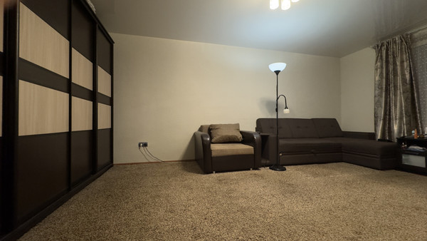 Продам трехкомнатную (3-комн.) квартиру, Чапаева ул, 12, Щербинка г