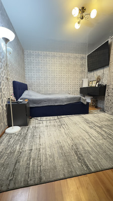 Продам трехкомнатную (3-комн.) квартиру, Чапаева ул, 12, Щербинка г