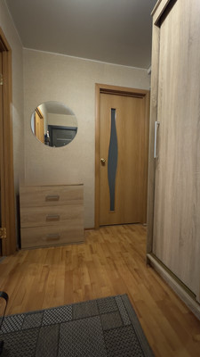 Продам трехкомнатную (3-комн.) квартиру, Чапаева ул, 12, Щербинка г