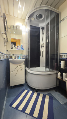 Продам трехкомнатную (3-комн.) квартиру, Чапаева ул, 12, Щербинка г