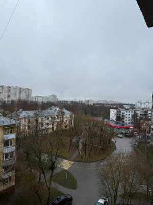 Продам трехкомнатную (3-комн.) квартиру, Чапаева ул, 12, Щербинка г