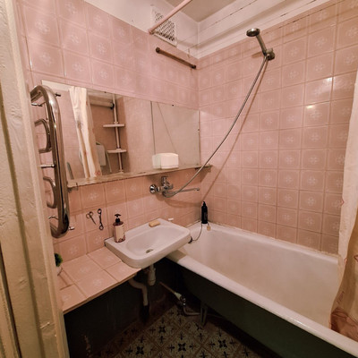 Продам двухкомнатную (2-комн.) квартиру, Жуковского ул, 16/23, Королев г