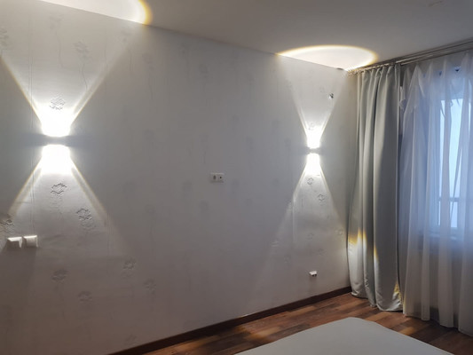 Сдам трехкомнатную (3-комн.) квартиру, Беринга ул, 1, Санкт-Петербург г