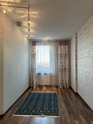 Сдам трехкомнатную (3-комн.) квартиру, Беринга ул, 1, Санкт-Петербург г