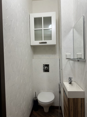 Сдам трехкомнатную (3-комн.) квартиру, Беринга ул, 1, Санкт-Петербург г