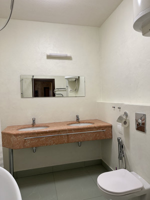 Сдам трехкомнатную (3-комн.) квартиру, Беринга ул, 1, Санкт-Петербург г