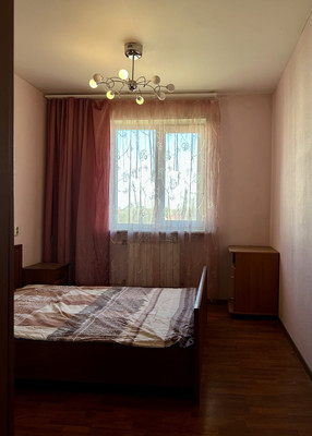 Продам двухкомнатную (2-комн.) квартиру, Южная ул, 5, Нижний Тагил г