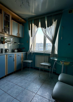 Продам двухкомнатную (2-комн.) квартиру, Южная ул, 5, Нижний Тагил г