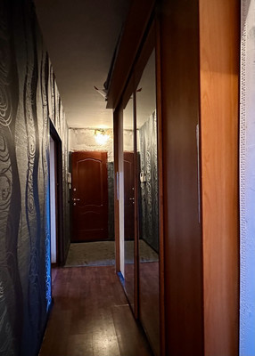 Продам двухкомнатную (2-комн.) квартиру, Южная ул, 5, Нижний Тагил г