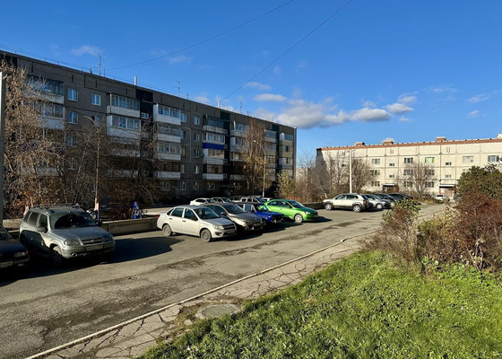 Продам двухкомнатную (2-комн.) квартиру, Южная ул, 5, Нижний Тагил г