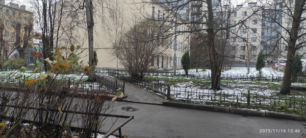 Продам двухкомнатную (2-комн.) квартиру, Днепропетровская ул, 45, Санкт-Петербург г